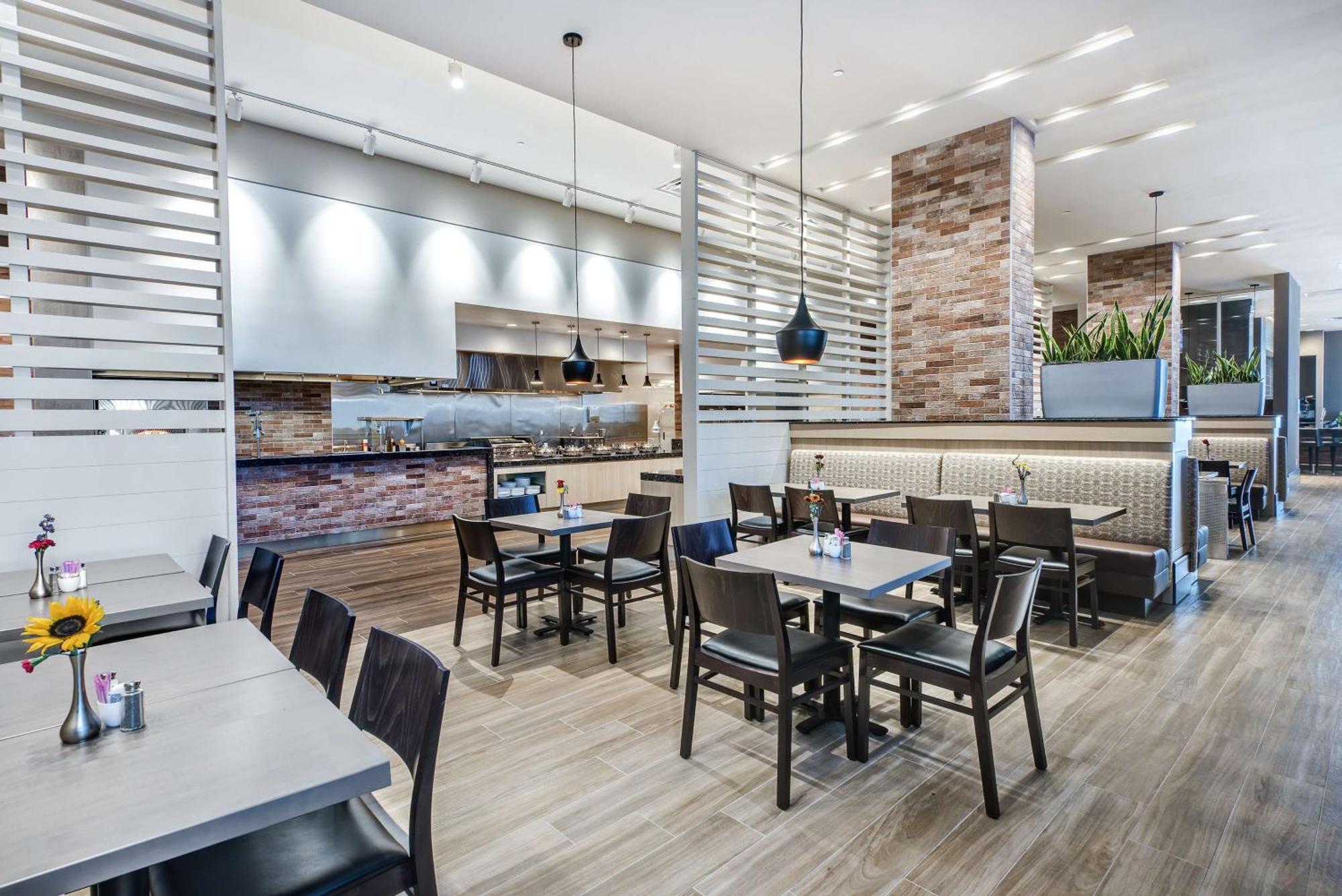 Embassy Suites By Hilton College Station Luaran gambar